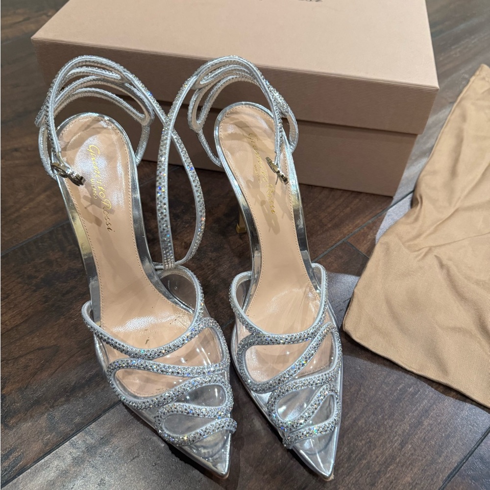 Authentic Gianvito Rossi Silver Strappy Heels